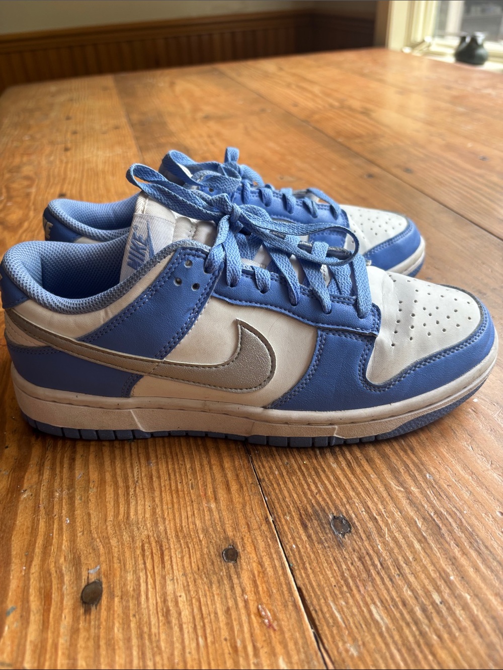 Nike Low-Top Sneakers in Light Blue and White Silver Swish